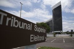 Maioria do TSE rejeita ação do PT contra Bolsonaro José Cruz Agência Brasil Site