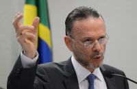 Ex presidente do BNDES nega participação em irregularidades ABR
