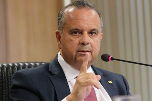 Governo contratará 7 mil militares 1 Fabio Rodrigues Pozzebom Agência Brasil