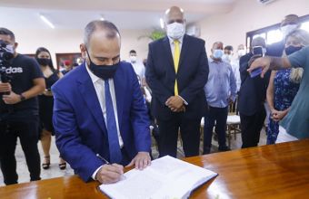 Waguinho toma posse como primeiro prefeito reeleito em Belford Roxo Rafael Barreto Divulgacao